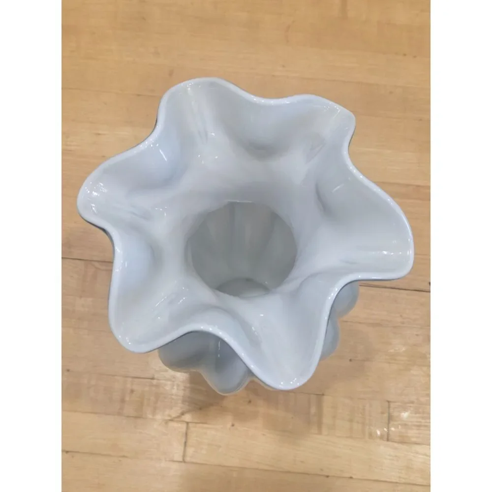 Vintage Fenton Gray White Slag Swirl Glass Ruffled Vase 11